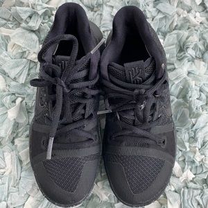 Nike Kyrie Irving’s, size 1 😎